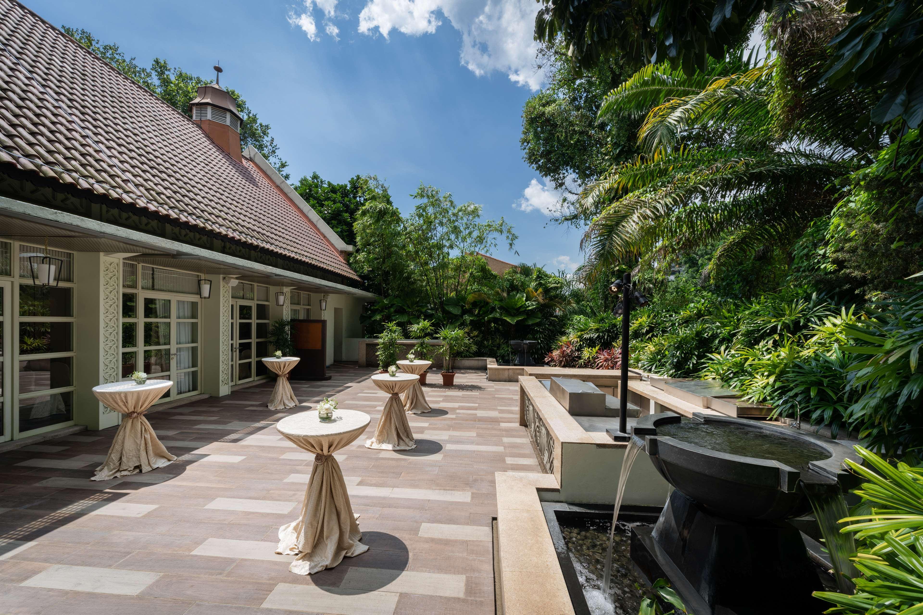 Shangri-La Singapore Exterior photo The Terrace at the residence of the Dutch ambassador in Jakarta