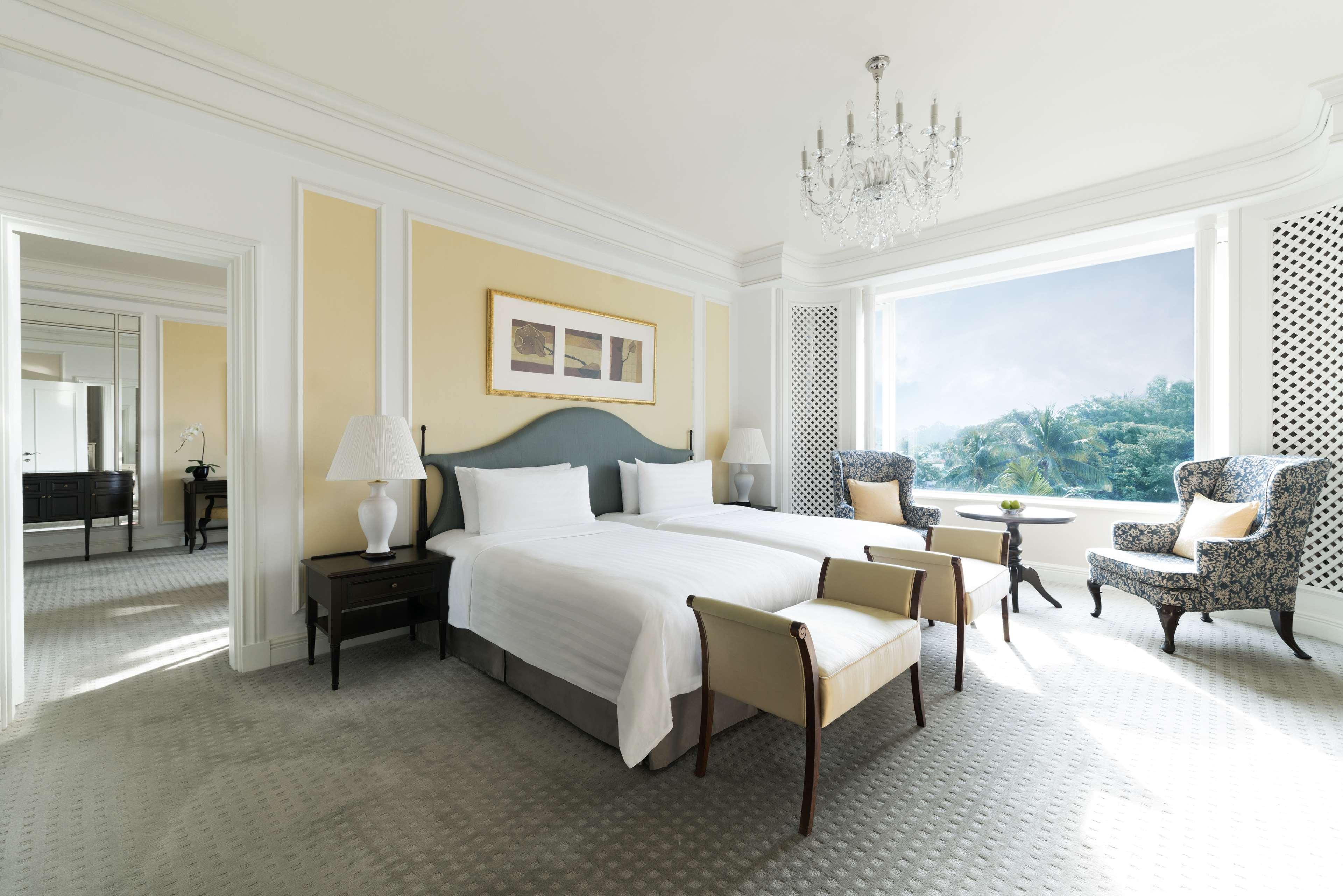 Shangri-La Singapore Exterior photo Deluxe Room