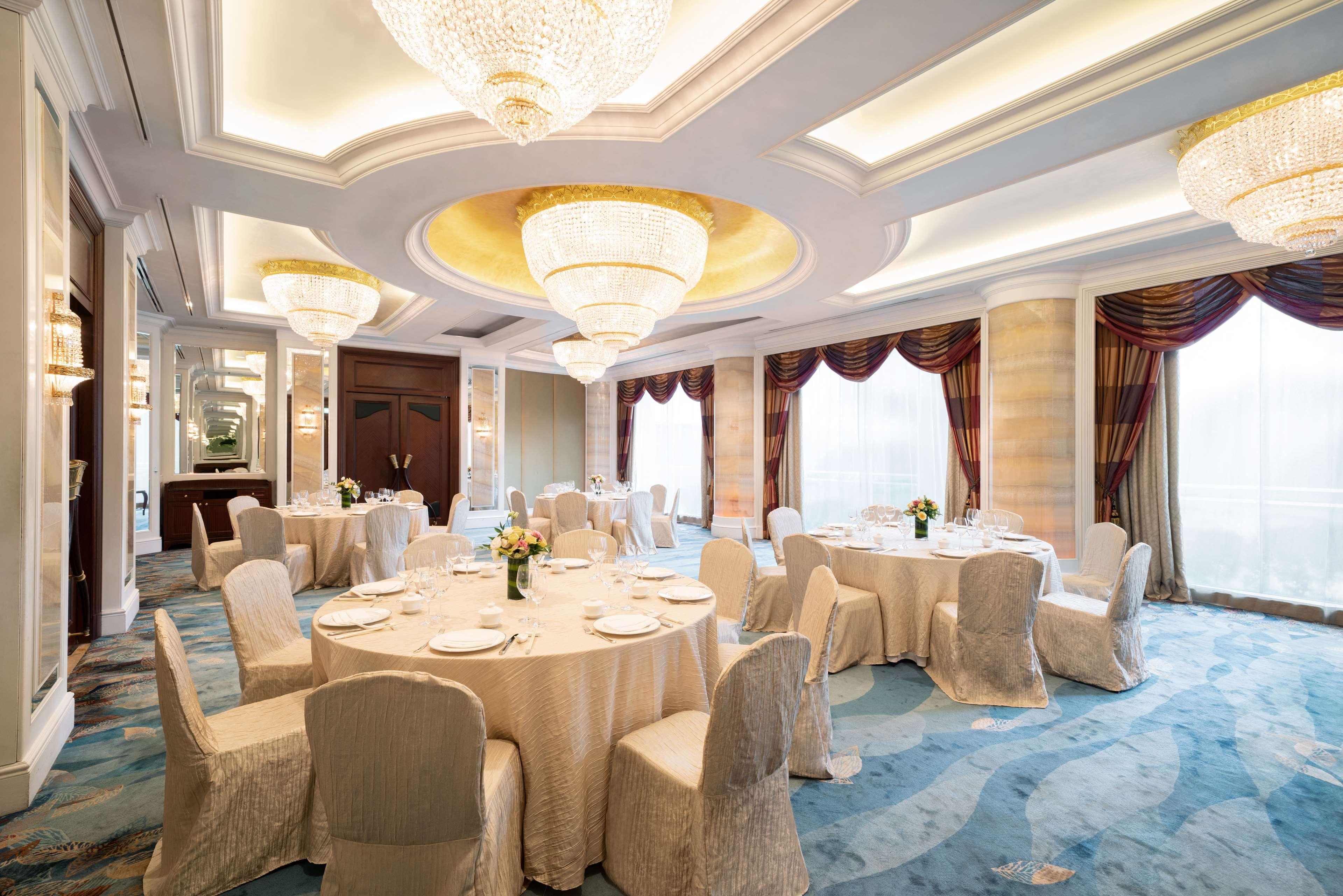 Shangri-La Singapore Exterior photo The ballroom