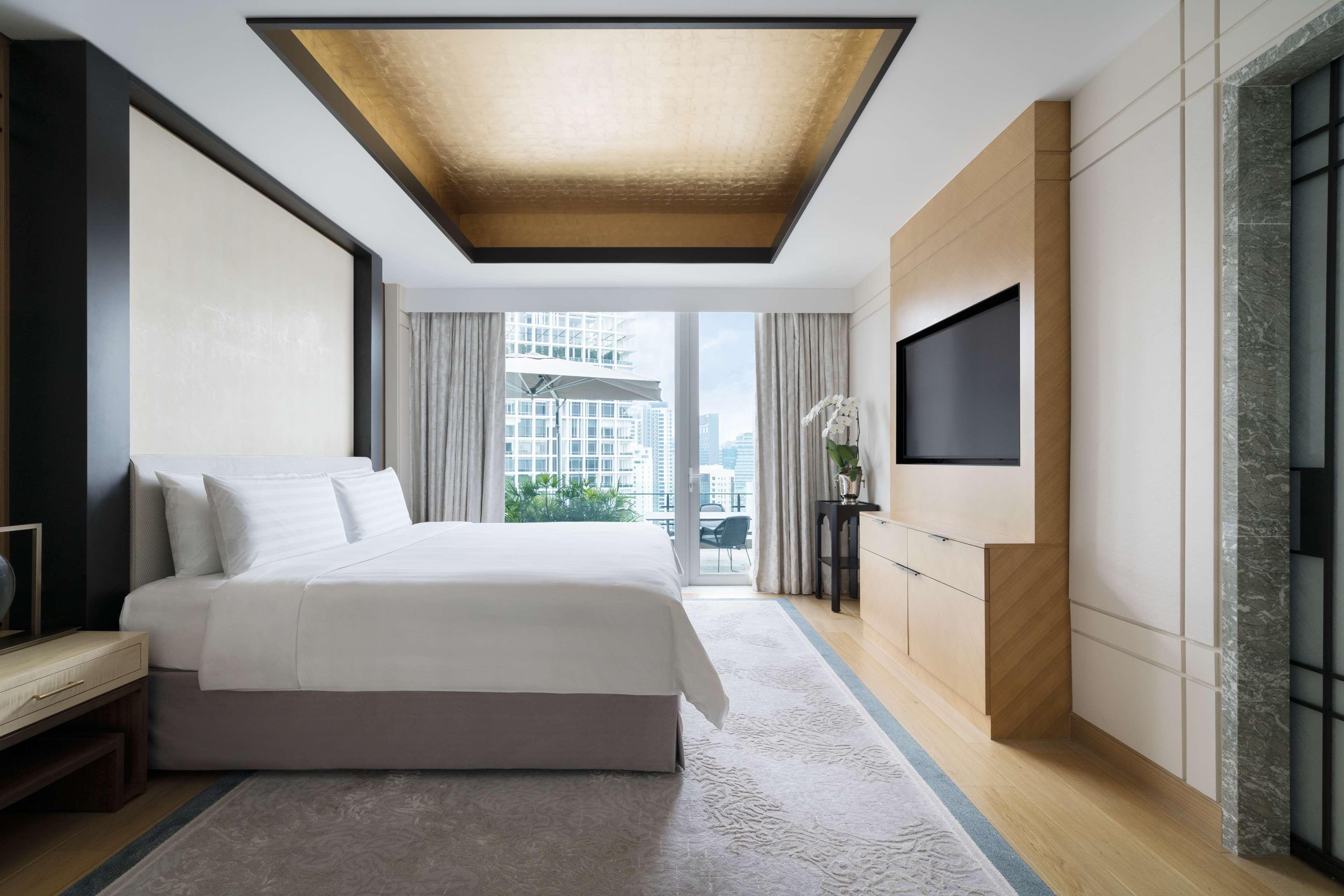 Shangri-La Singapore Exterior photo Deluxe Room