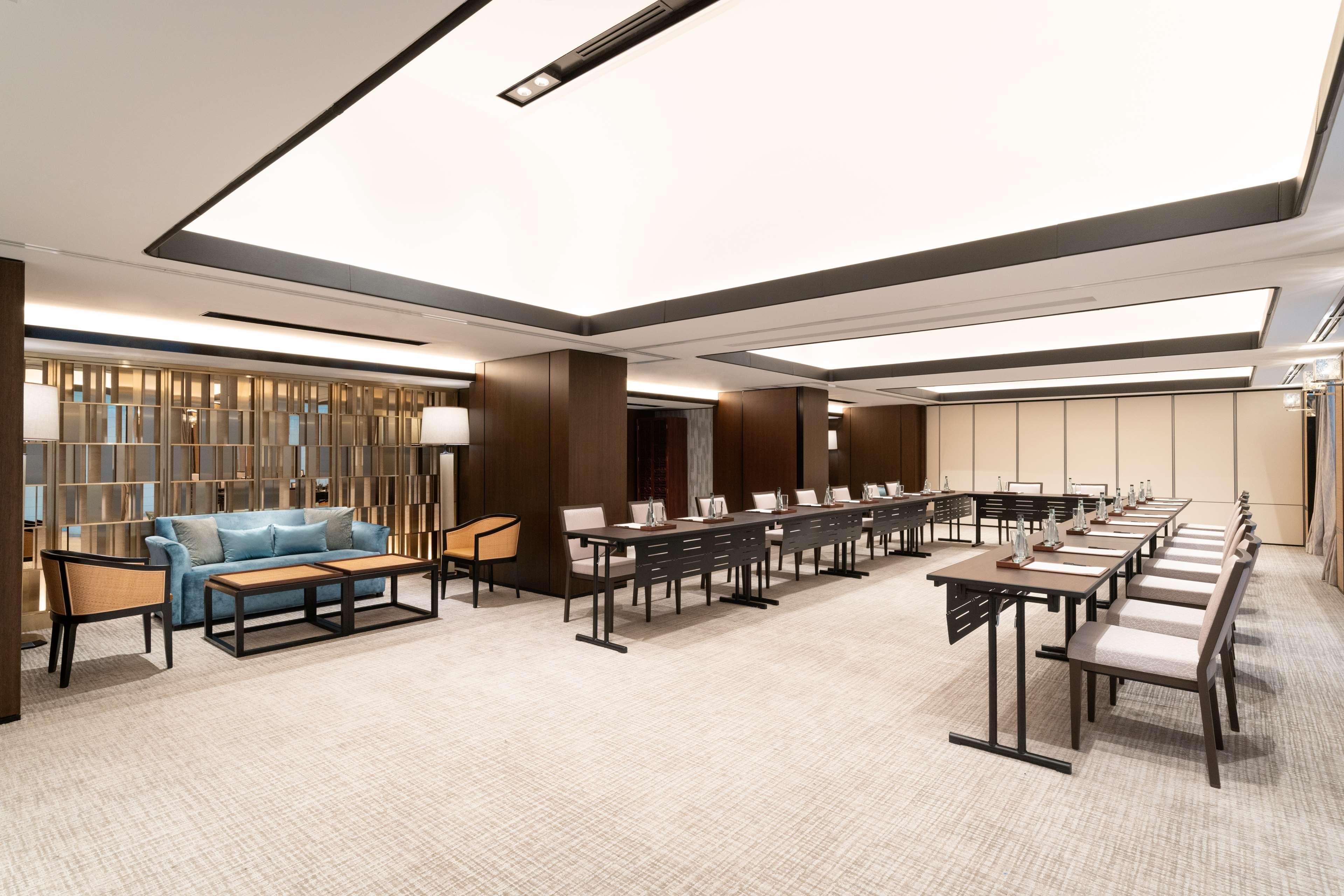 Shangri-La Singapore Exterior photo Meeting room